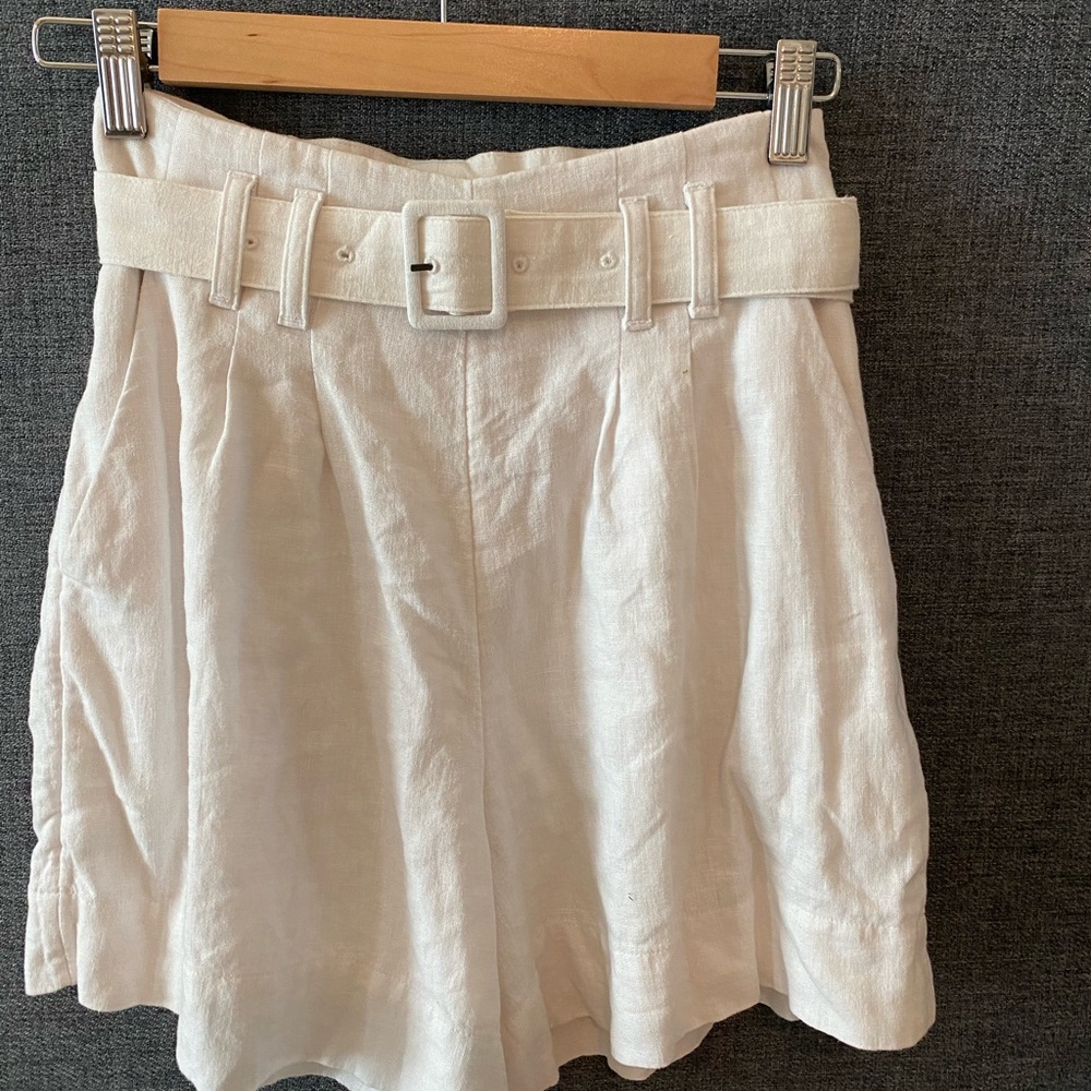 Abercrombie White Linen Short